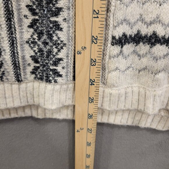 Cabi Fair Isle Pullover Sweater Womens Size Small Snowflake Metallic Cozy Comfy - Picture 8 of 9